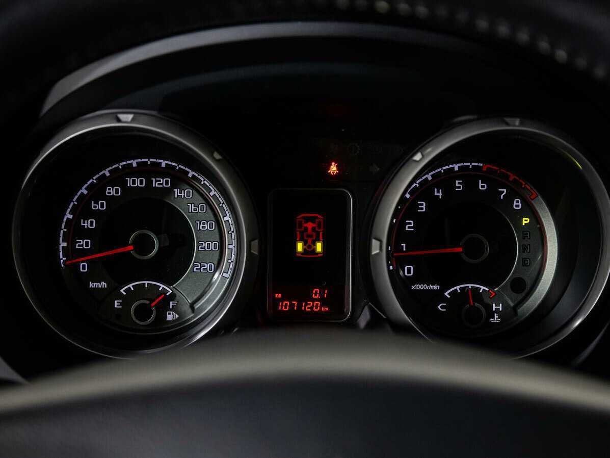 Mitsubishi Pajero 2017 года с пробегом. Фото: #11