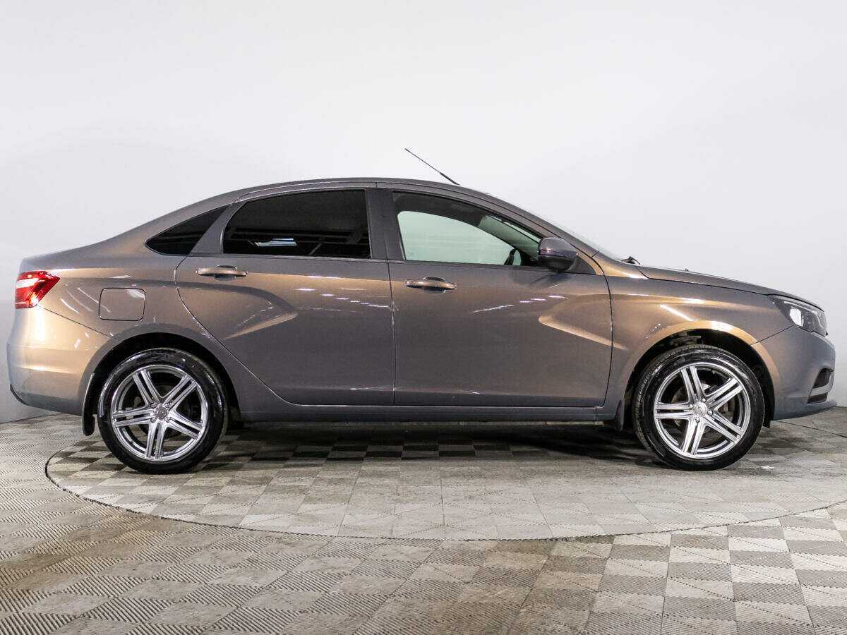 Б/У Лада (ВАЗ) Веста 2020 года. Фото: #3