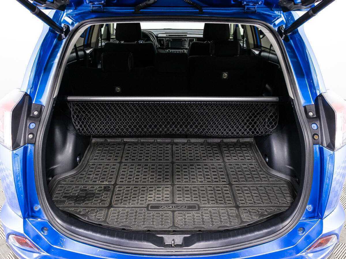 Б/У Тойота Рав4 2016 года. Фото: #14