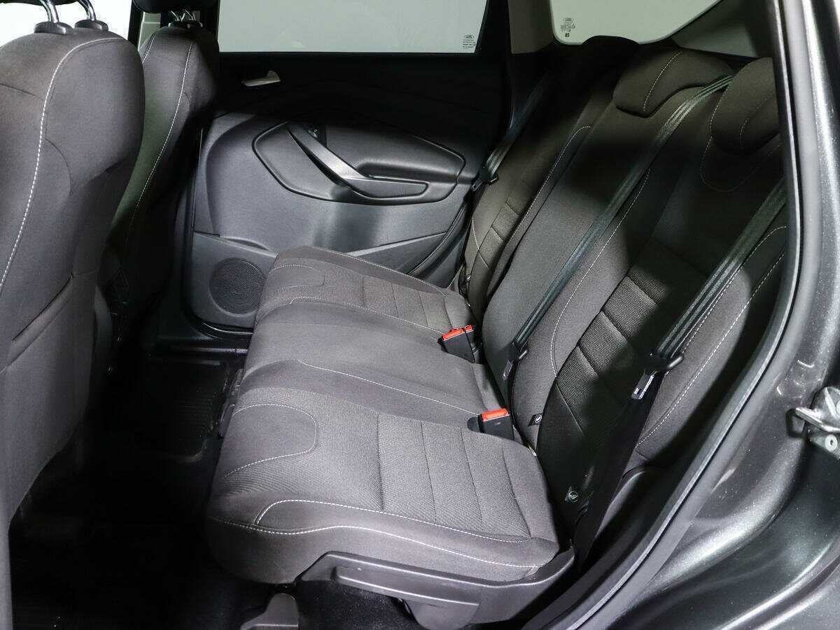 Б/У Форд Куга 2015 года. Фото: #6