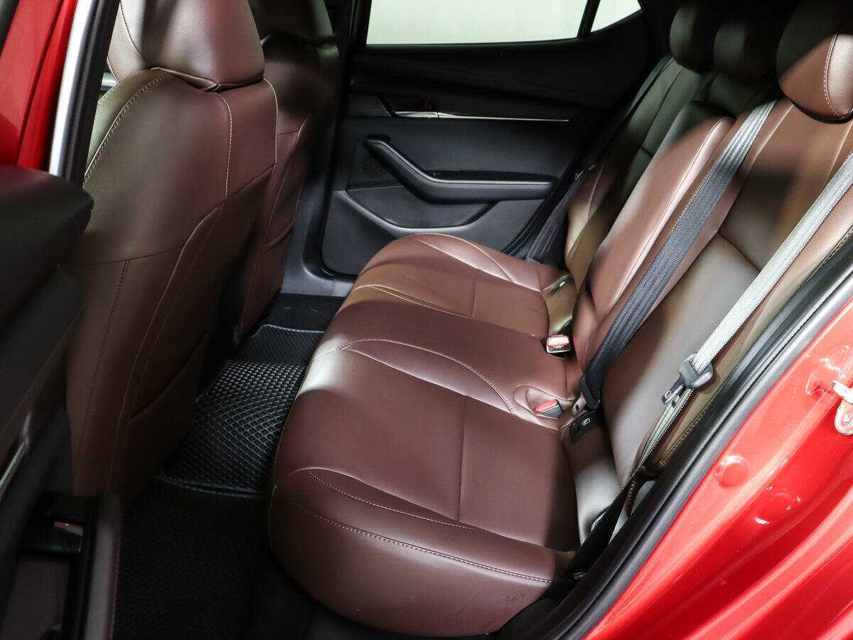 Б/У Мазда 3 2019 года. Фото: #8