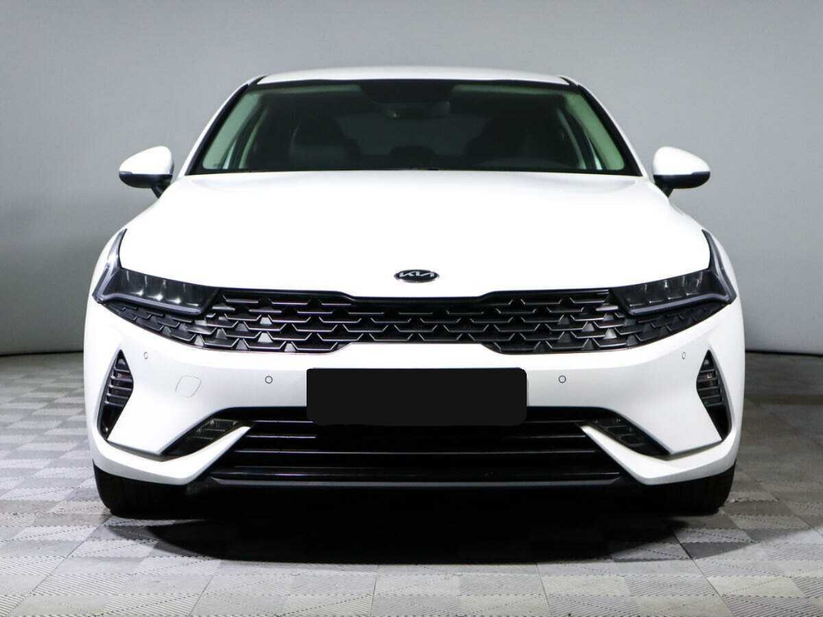 Б/У Киа К5 2021 года. Фото: #1