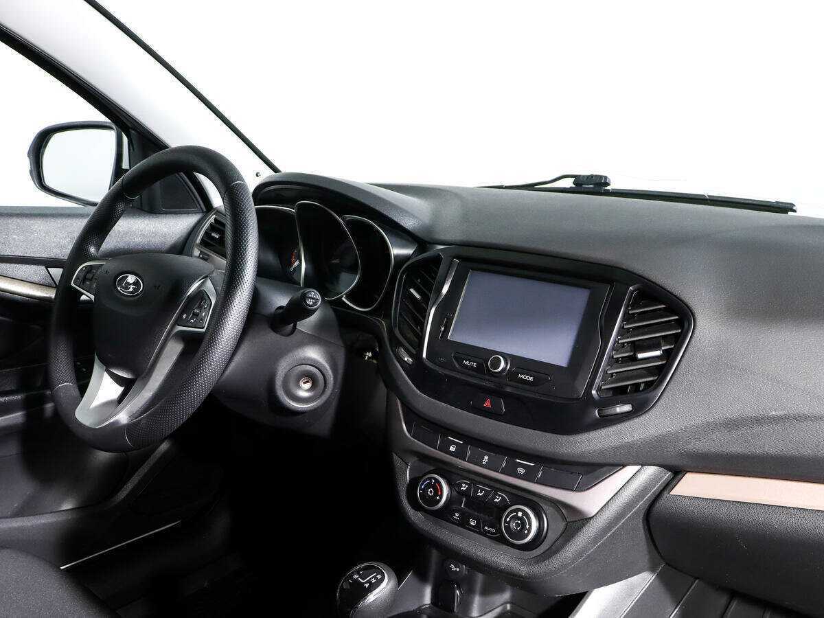 Б/У Лада (ВАЗ) Веста 2019 года. Фото: #6