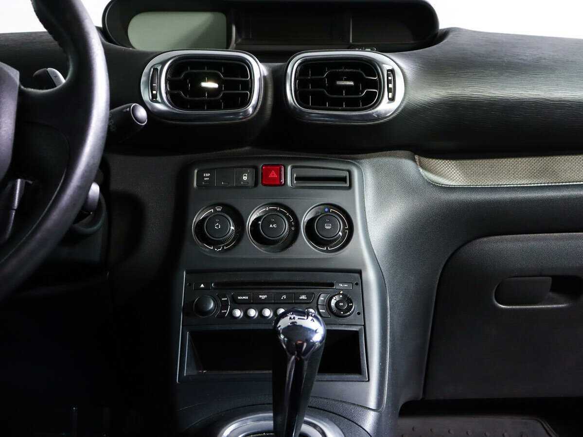 Б/У Ситроен Ц3 Пикассо 2012 года. Фото: #10