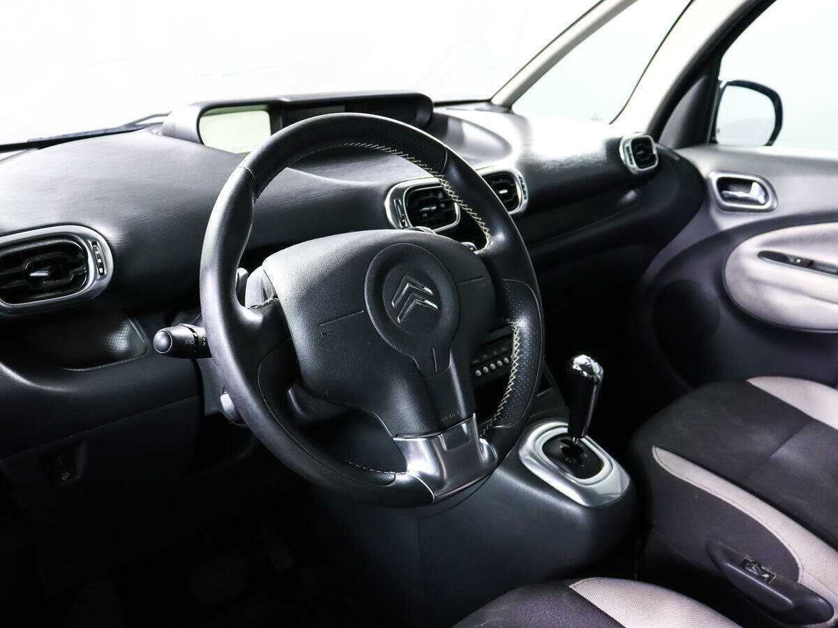 Б/У Ситроен Ц3 Пикассо 2012 года. Фото: #11