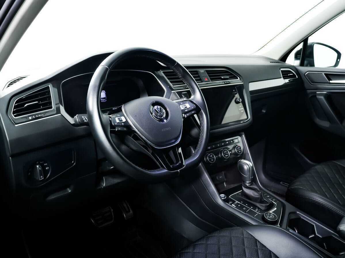 Volkswagen Tiguan 2018 года с пробегом. Фото: #12