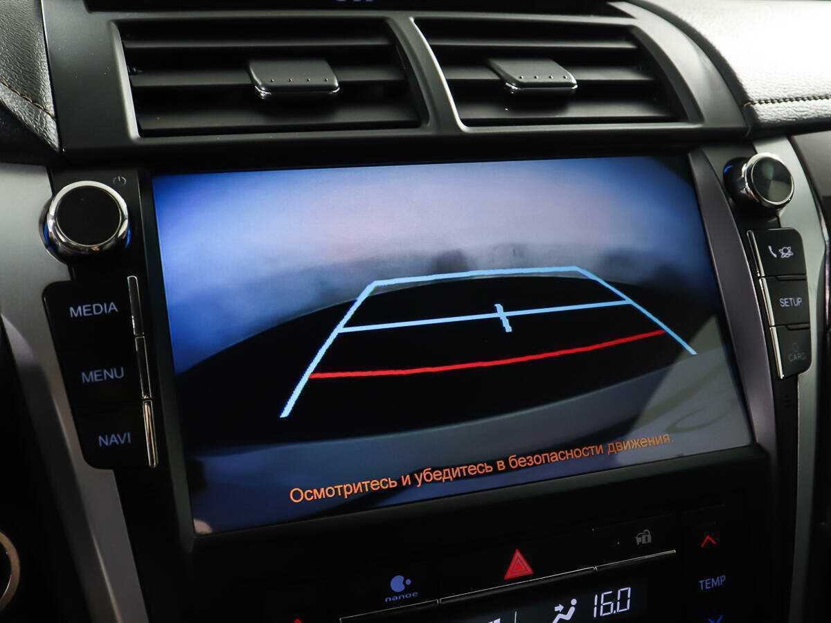 Б/У Тойота Камри 2017 года. Фото: #18