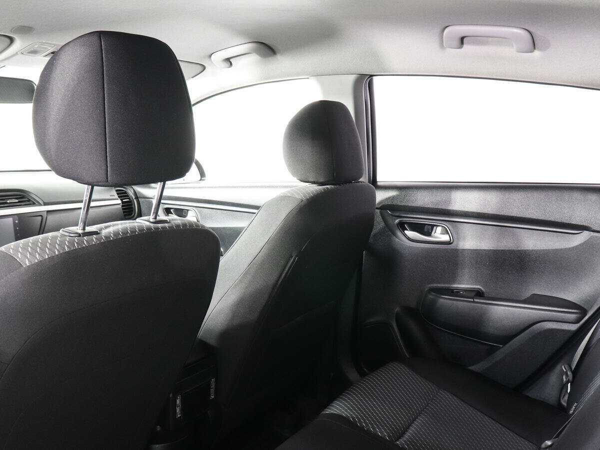 Kia Rio 2020 года с пробегом. Фото: #8