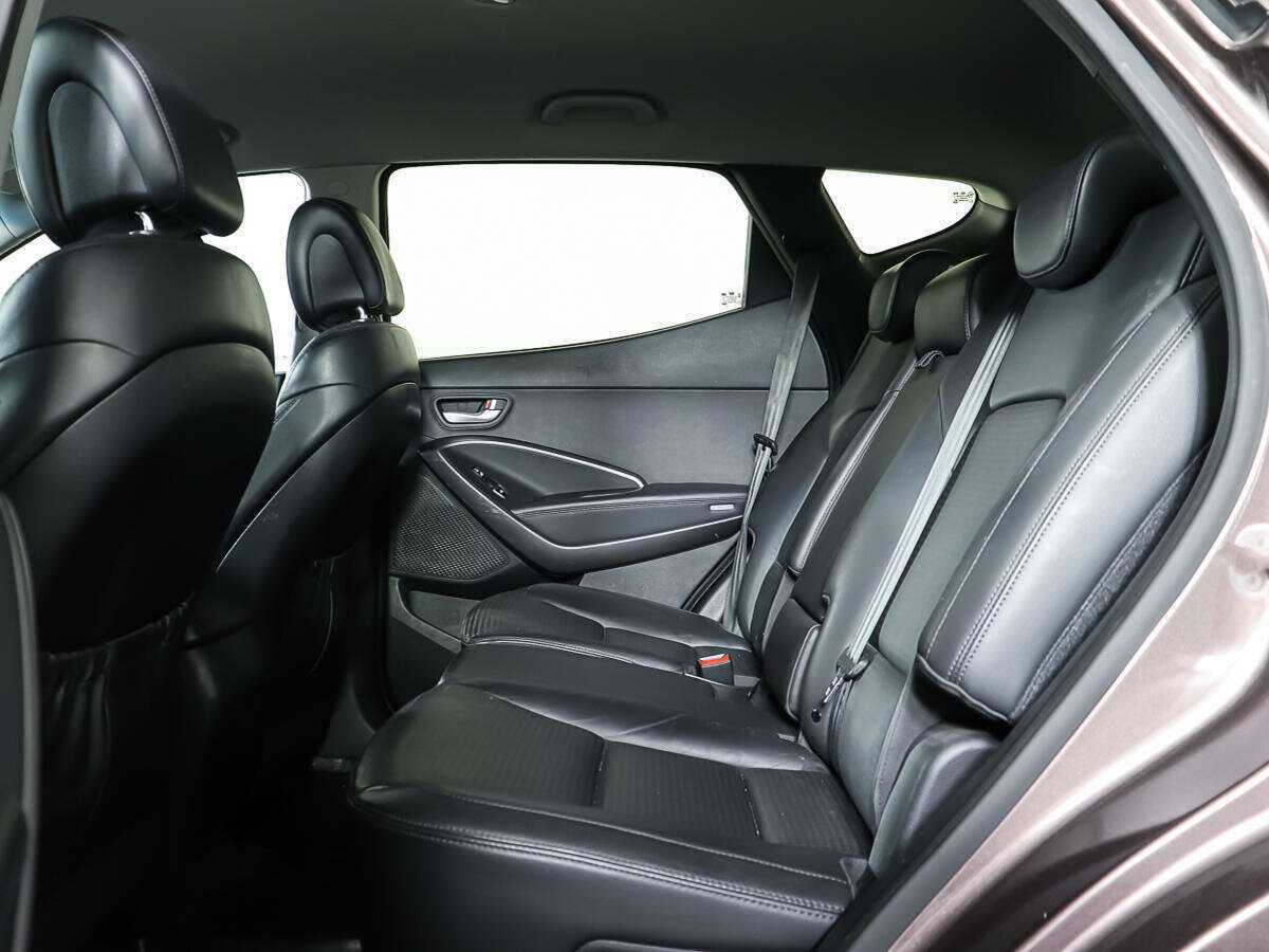 Б/У Хендай Санта Фе 2013 года. Фото: #9