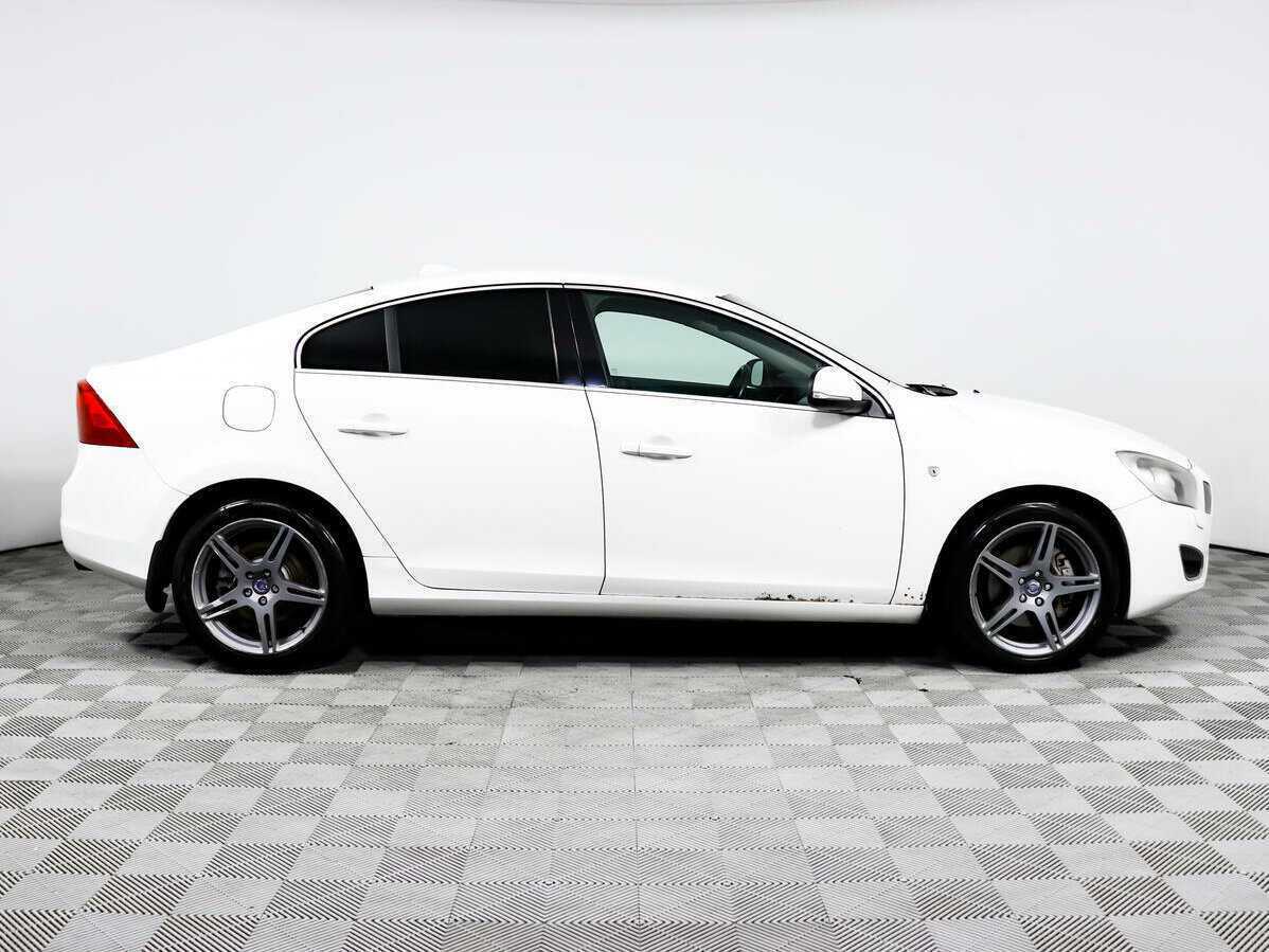 Volvo S60 2012 года с пробегом. Фото: #3