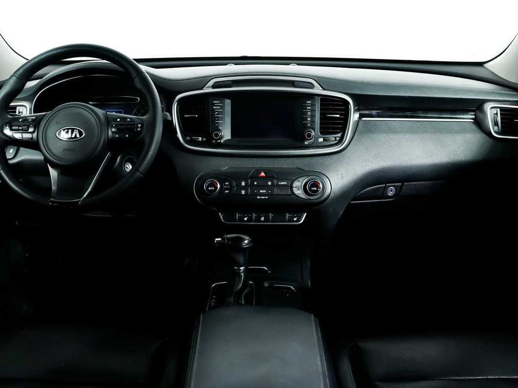 Б/У Киа Соренто 2015 года. Фото: #10