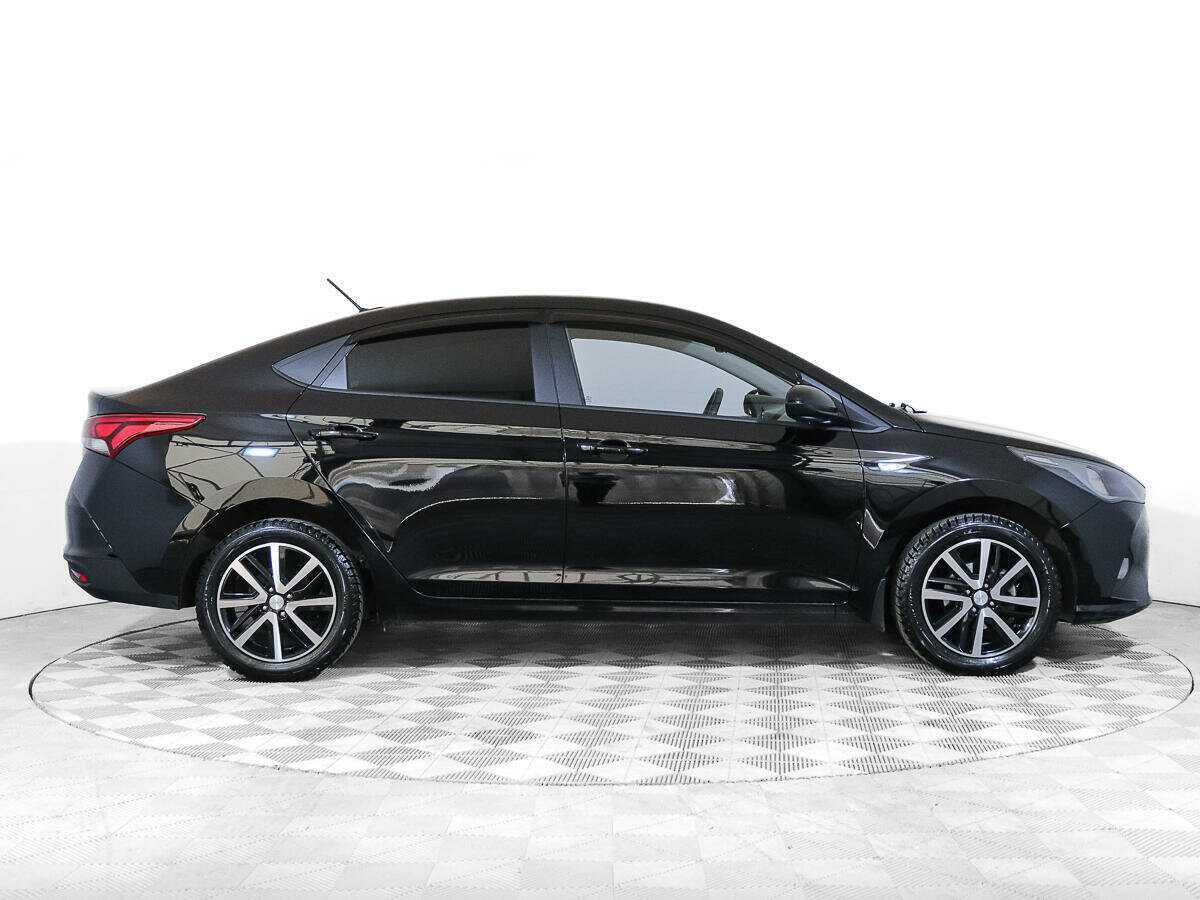 Hyundai Solaris 2021 года с пробегом. Фото: #2