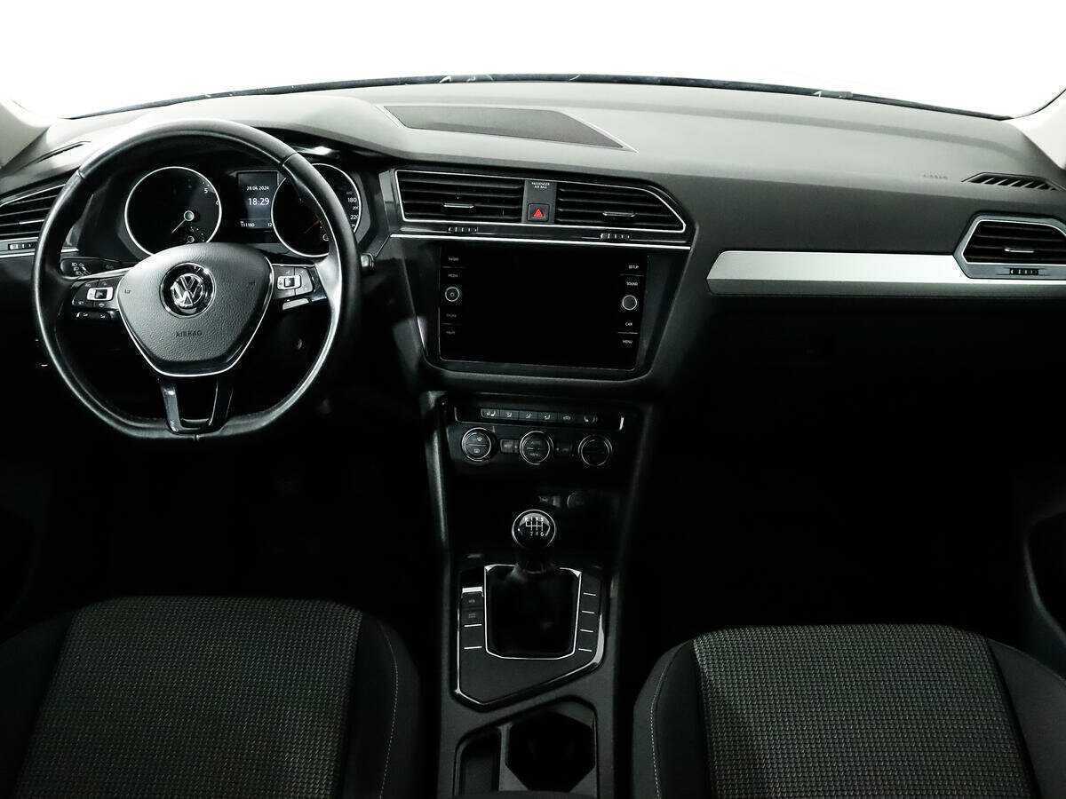 Б/У Фольксваген Тигуан 2020 года. Фото: #8