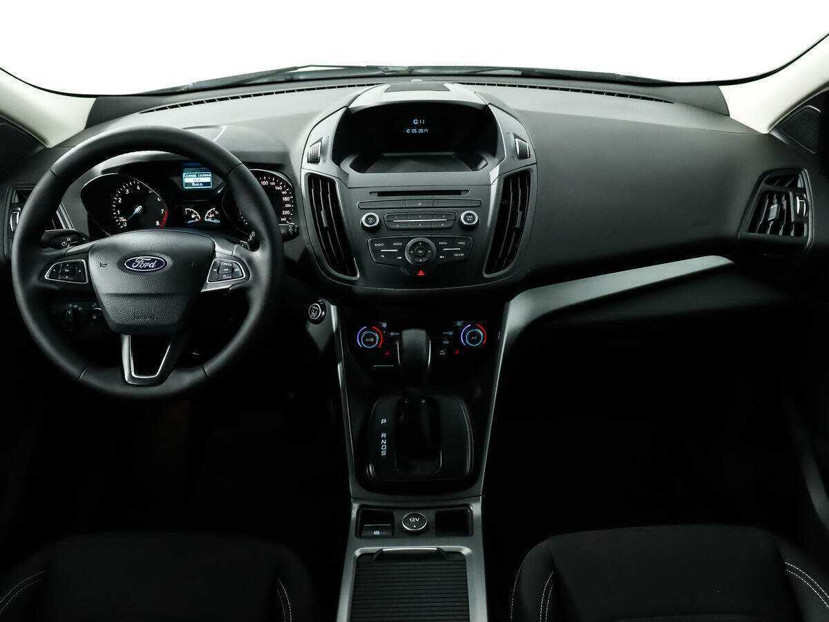 Б/У Форд Куга 2017 года. Фото: #8