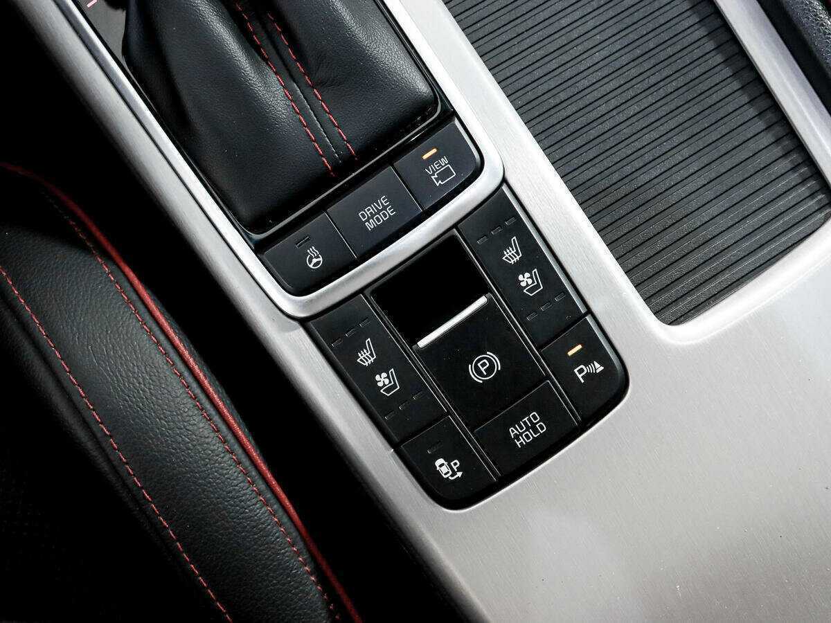 Б/У Киа Оптима 2018 года. Фото: #18