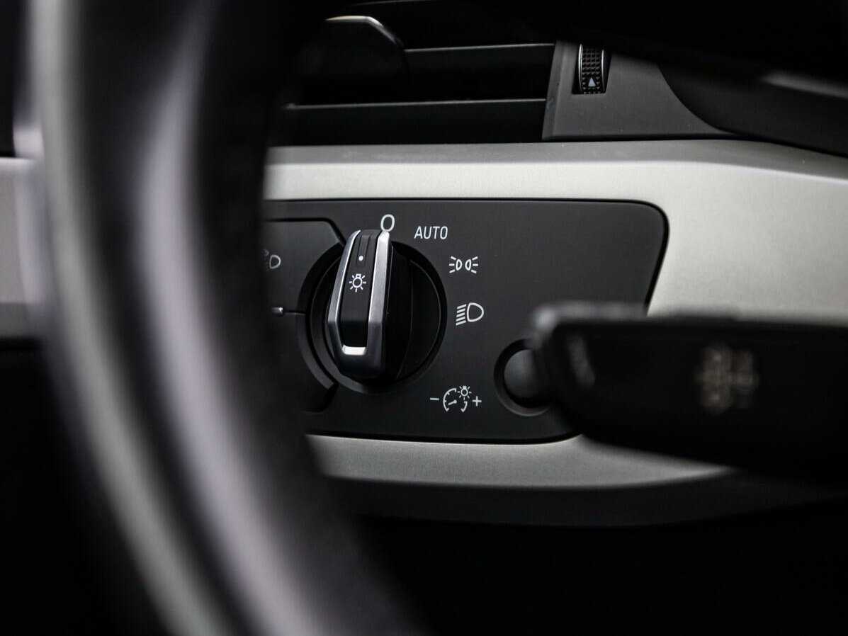 Audi A4 2020 года с пробегом. Фото: #14