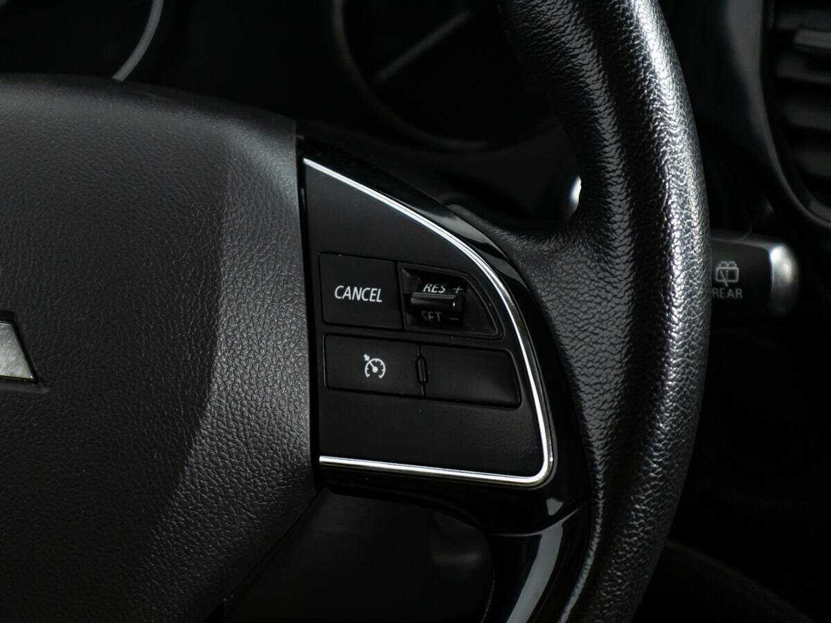 Mitsubishi Outlander 2018 года с пробегом. Фото: #18