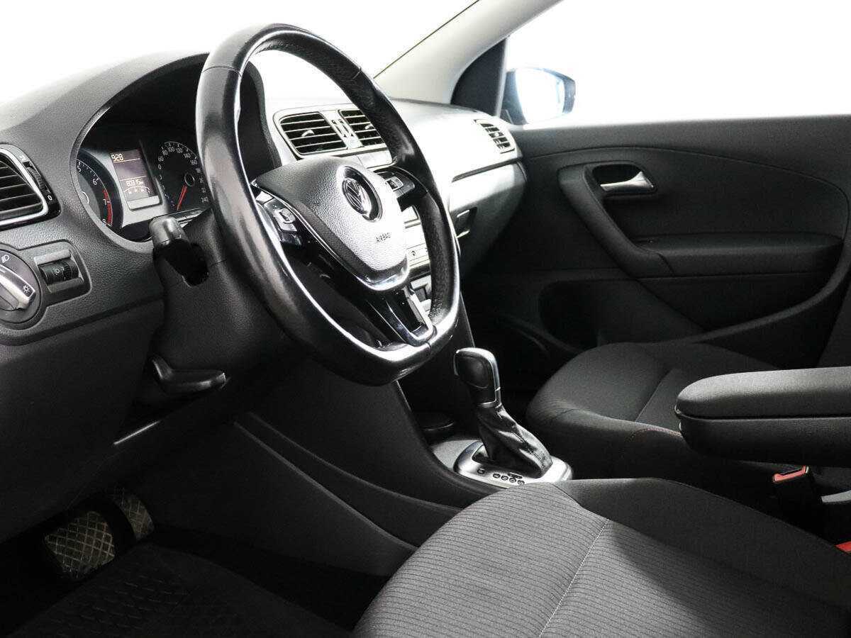 Б/У Фольксваген Поло 2017 года. Фото: #7