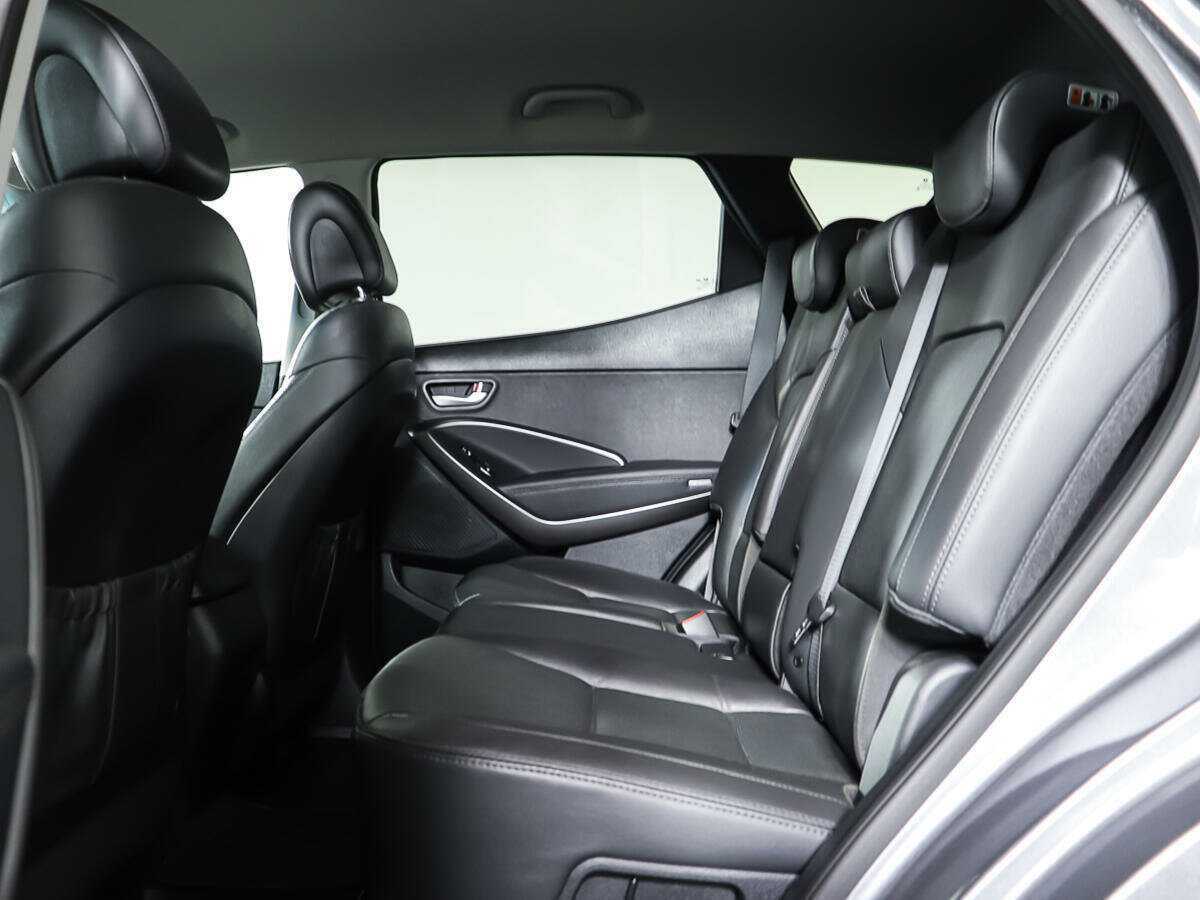 Б/У Хендай Санта Фе 2016 года. Фото: #9