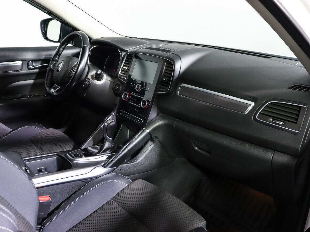 Б/У Рено Колеос 2018 года. Фото: #8