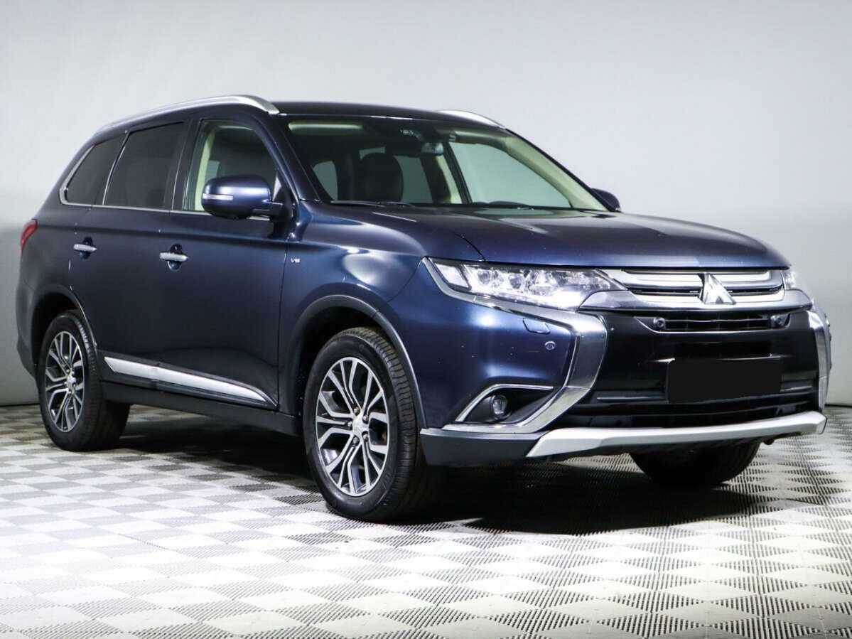 Mitsubishi Outlander 2017 года с пробегом. Фото: #2