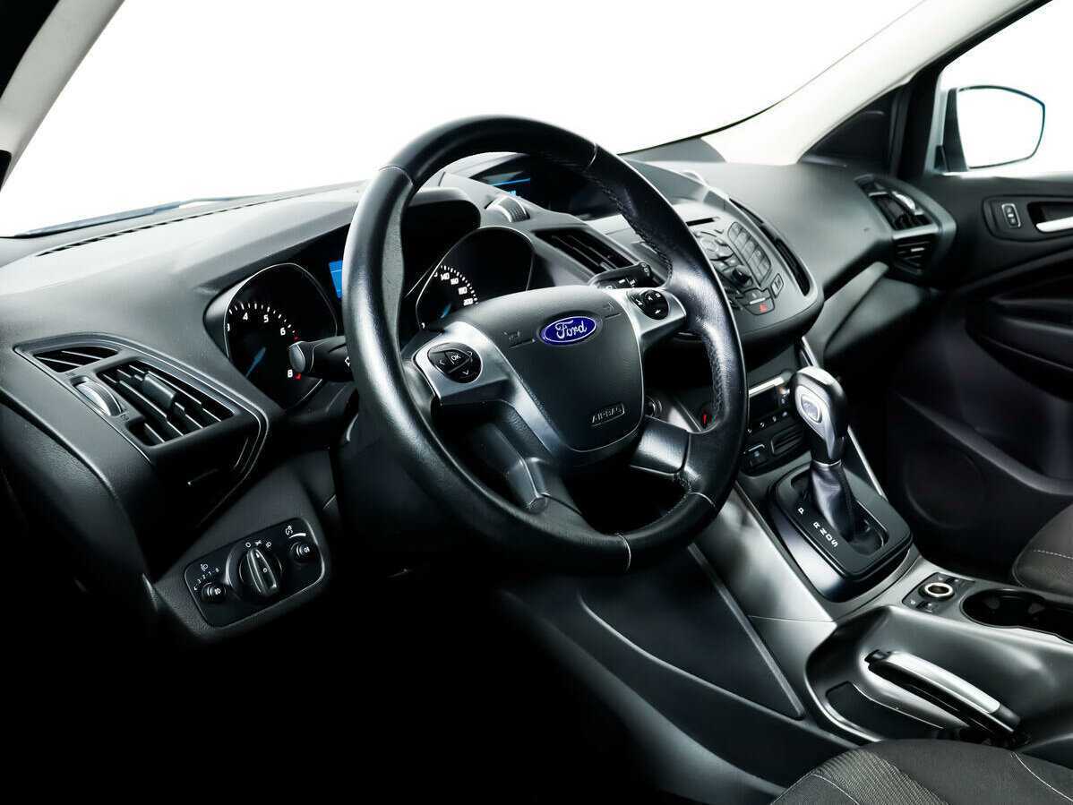 Б/У Форд Куга 2016 года. Фото: #12