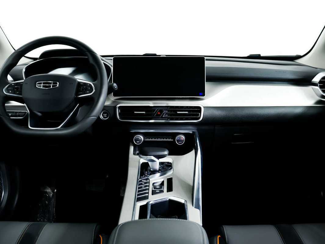 Geely Coolray 2023 года с пробегом. Фото: #9