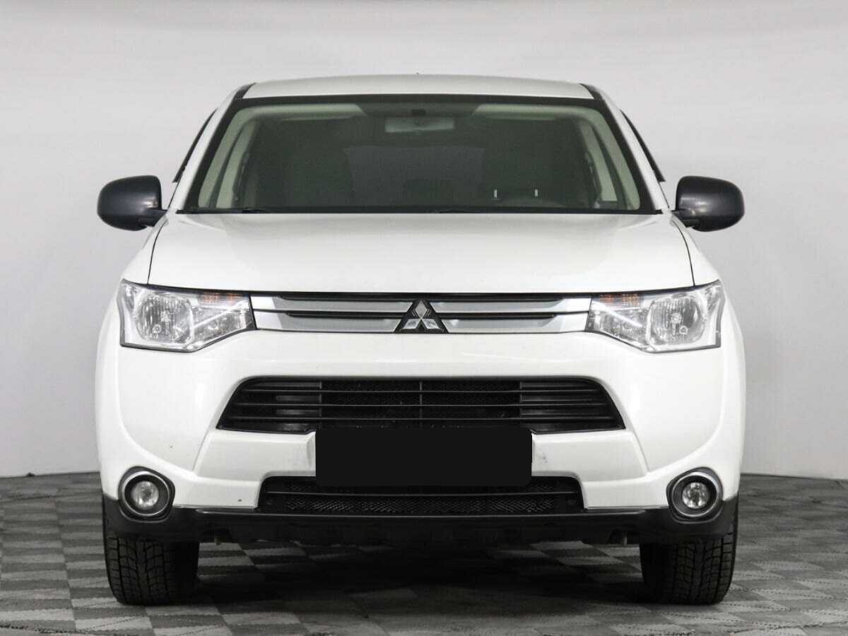 Mitsubishi Outlander 2014 года с пробегом. Фото: #1