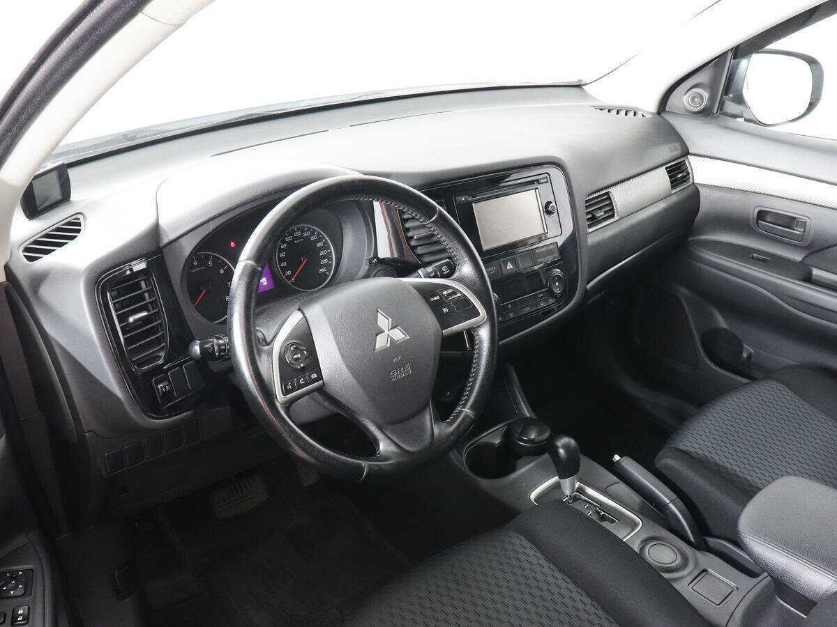 Mitsubishi Outlander 2014 года с пробегом. Фото: #8