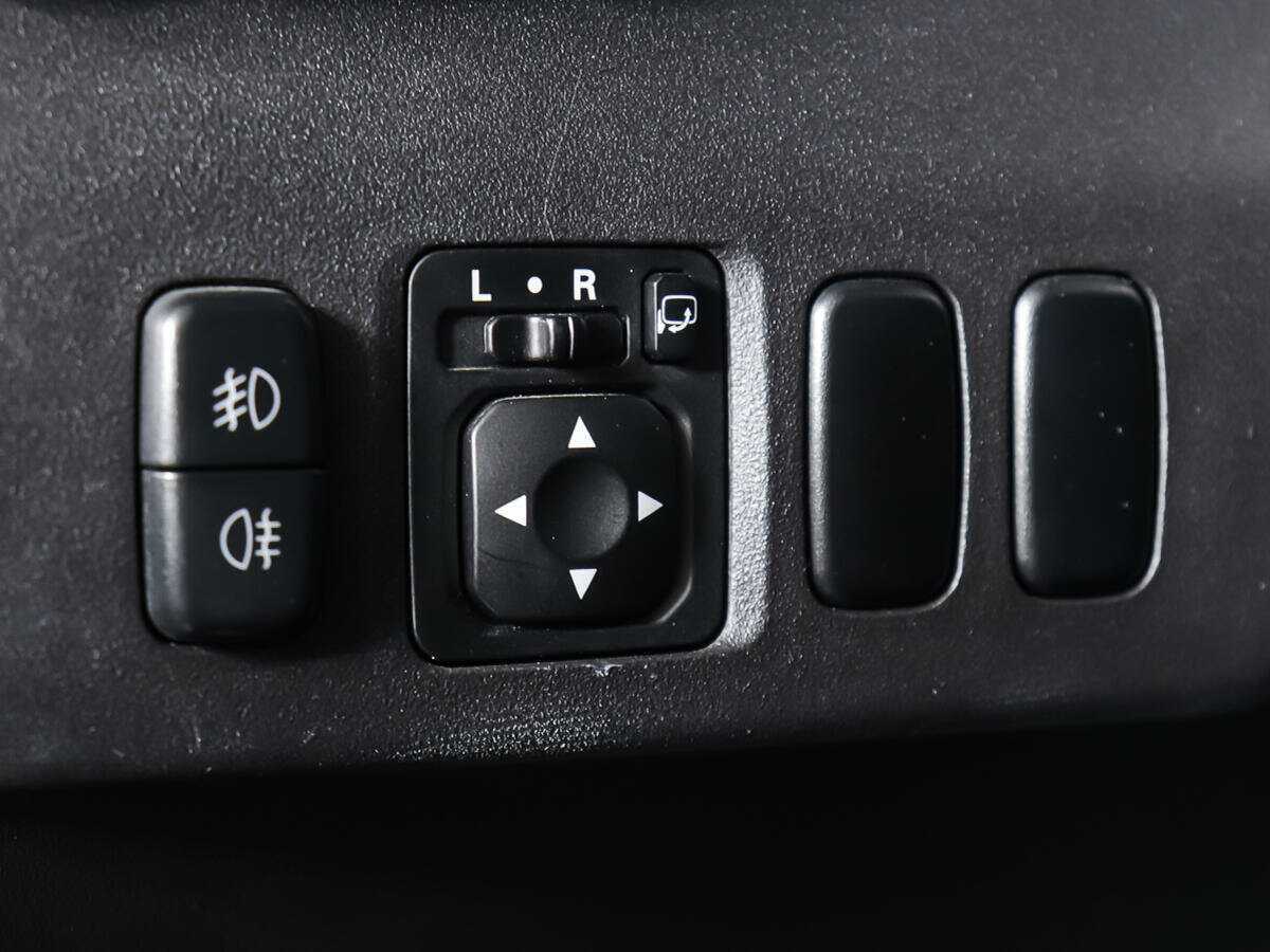 Mitsubishi Pajero 2012 года с пробегом. Фото: #14