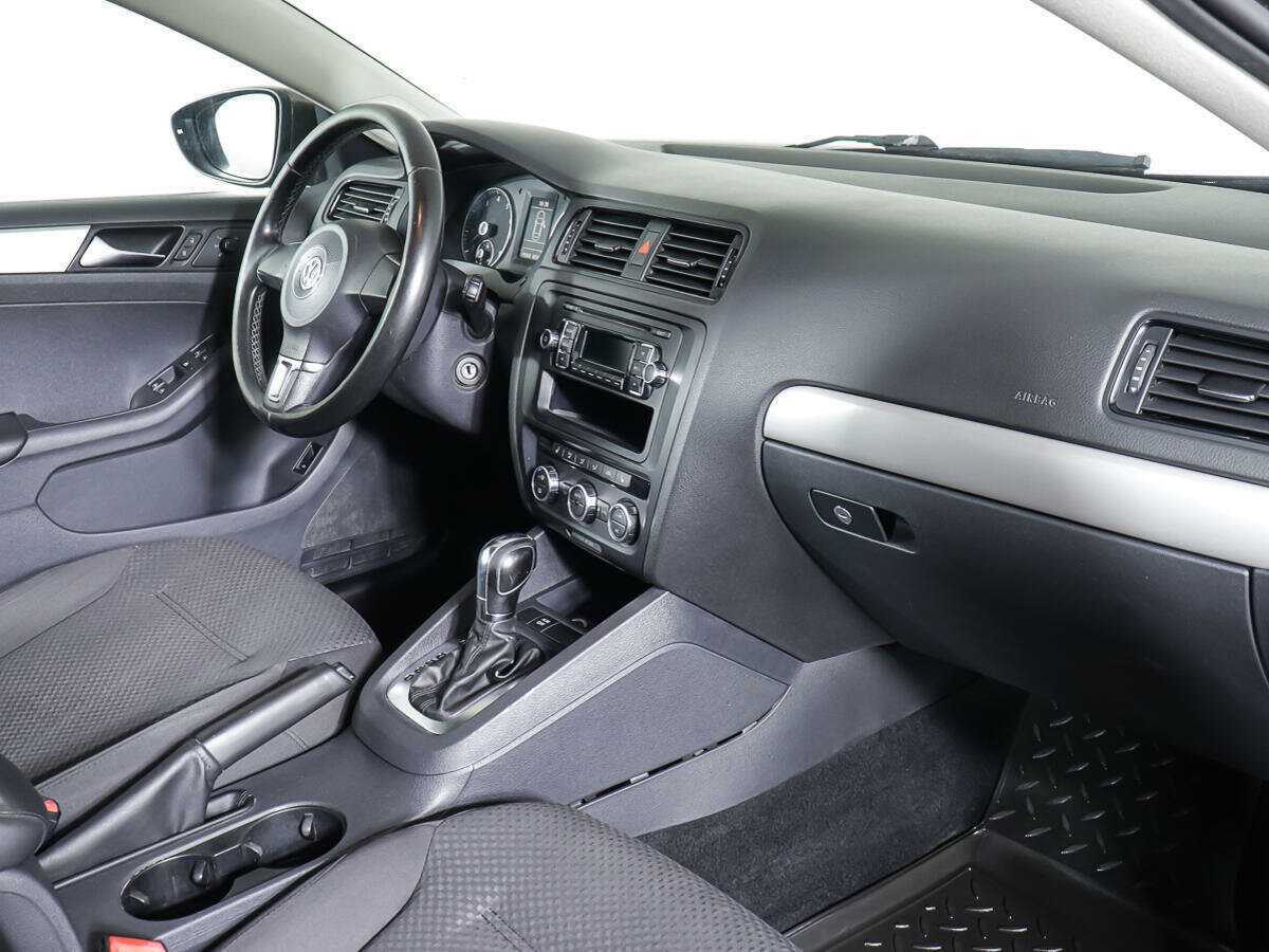 Volkswagen Jetta 2012 года с пробегом. Фото: #7