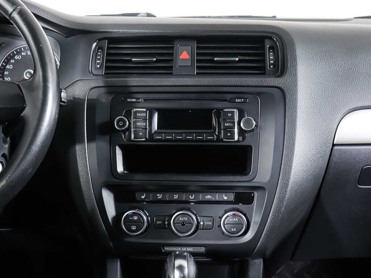 Volkswagen Jetta 2012 года с пробегом. Фото: #9