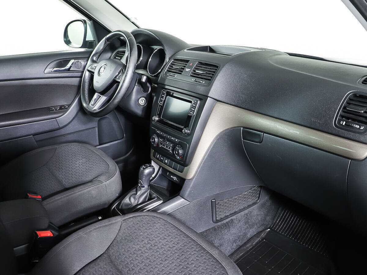 Б/У Шкода Йети 2017 года. Фото: #9