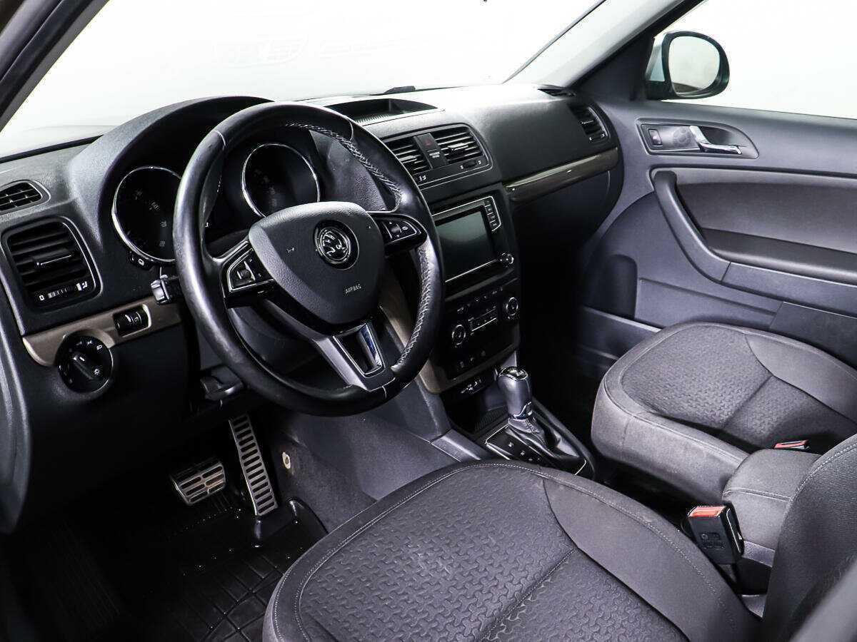 Б/У Шкода Йети 2017 года. Фото: #13