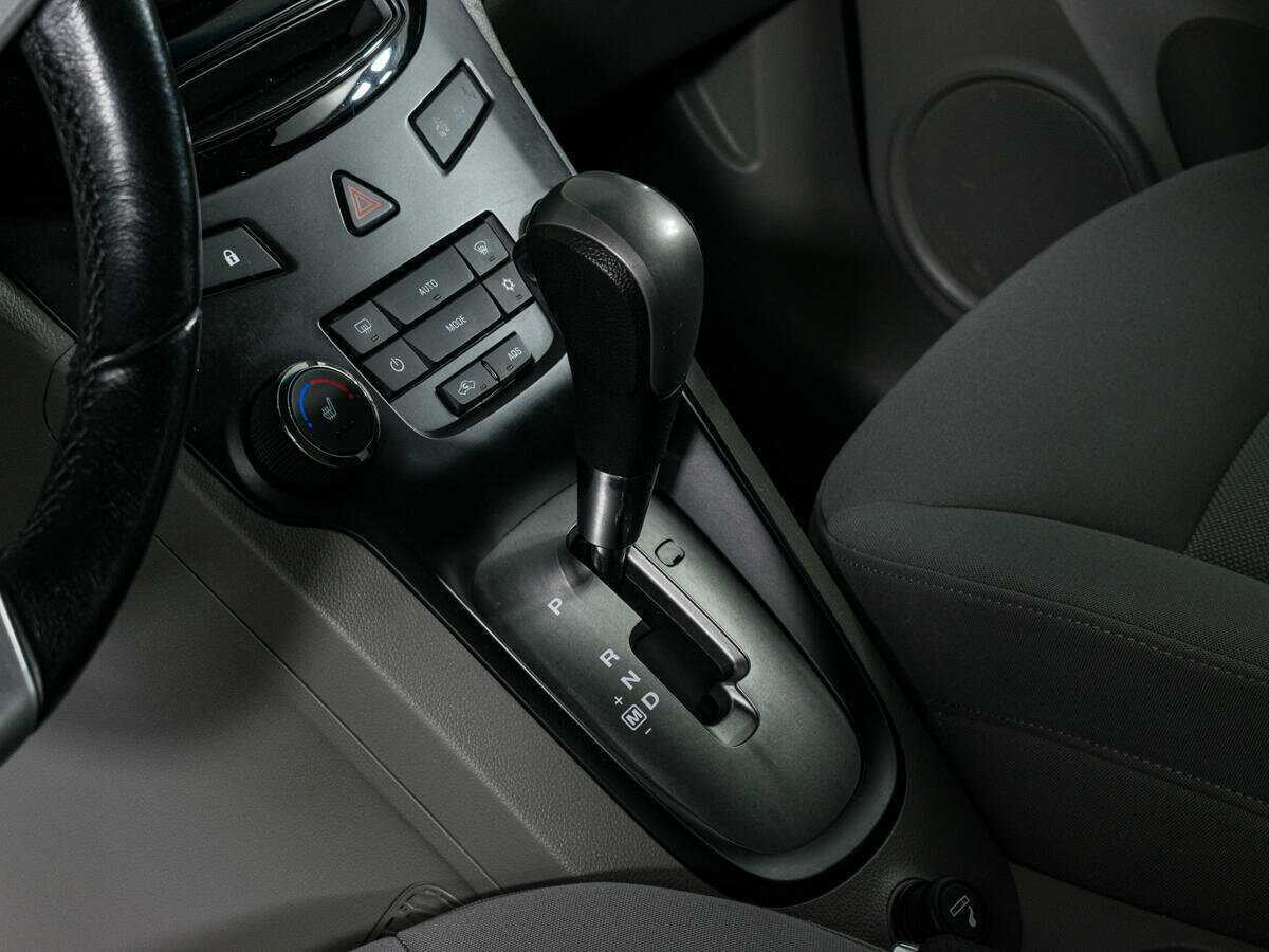 Б/У Шевроле Орландо 2012 года. Фото: #14