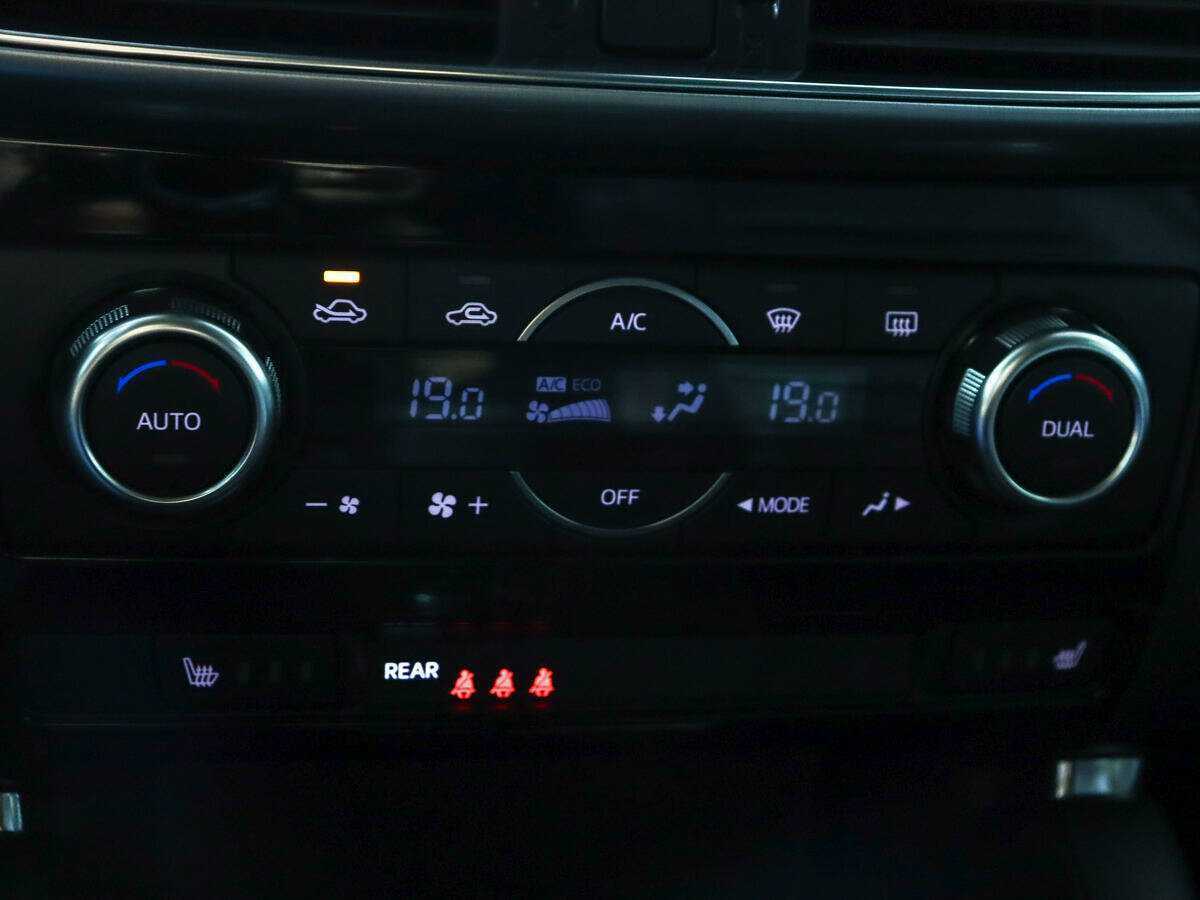 Б/У Мазда Ц-Икс-5 2015 года. Фото: #15