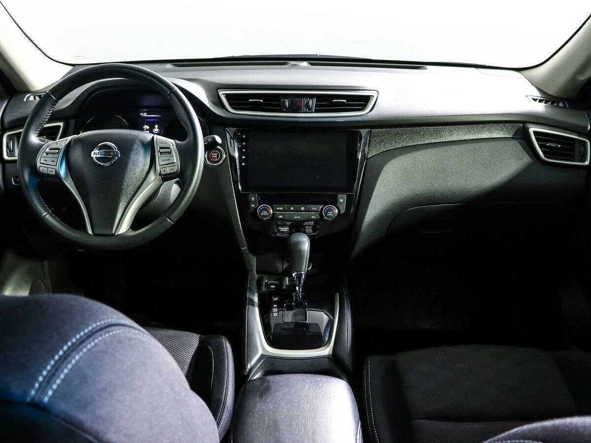 Б/У Ниссан Икс-Трейл 2018 года. Фото: #9