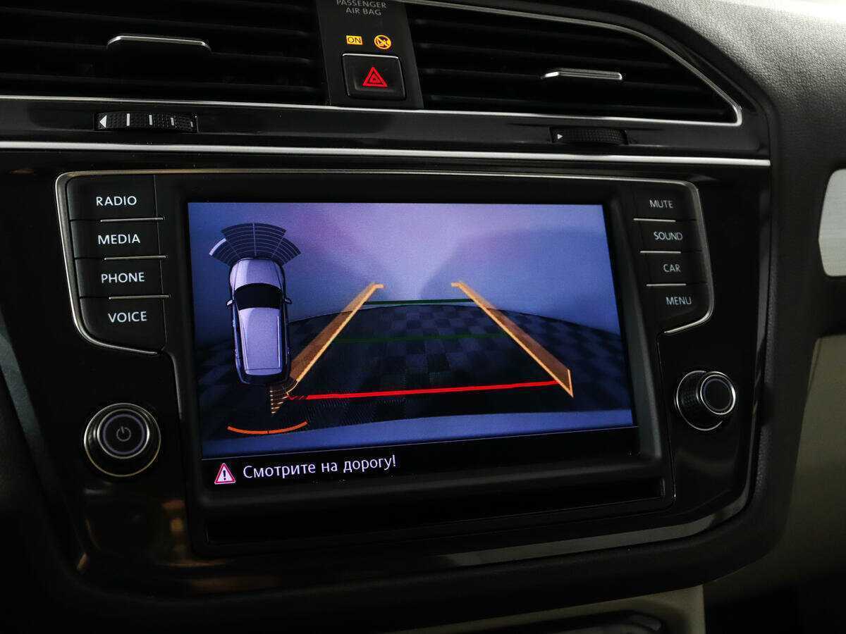 Б/У Фольксваген Тигуан 2017 года. Фото: #12