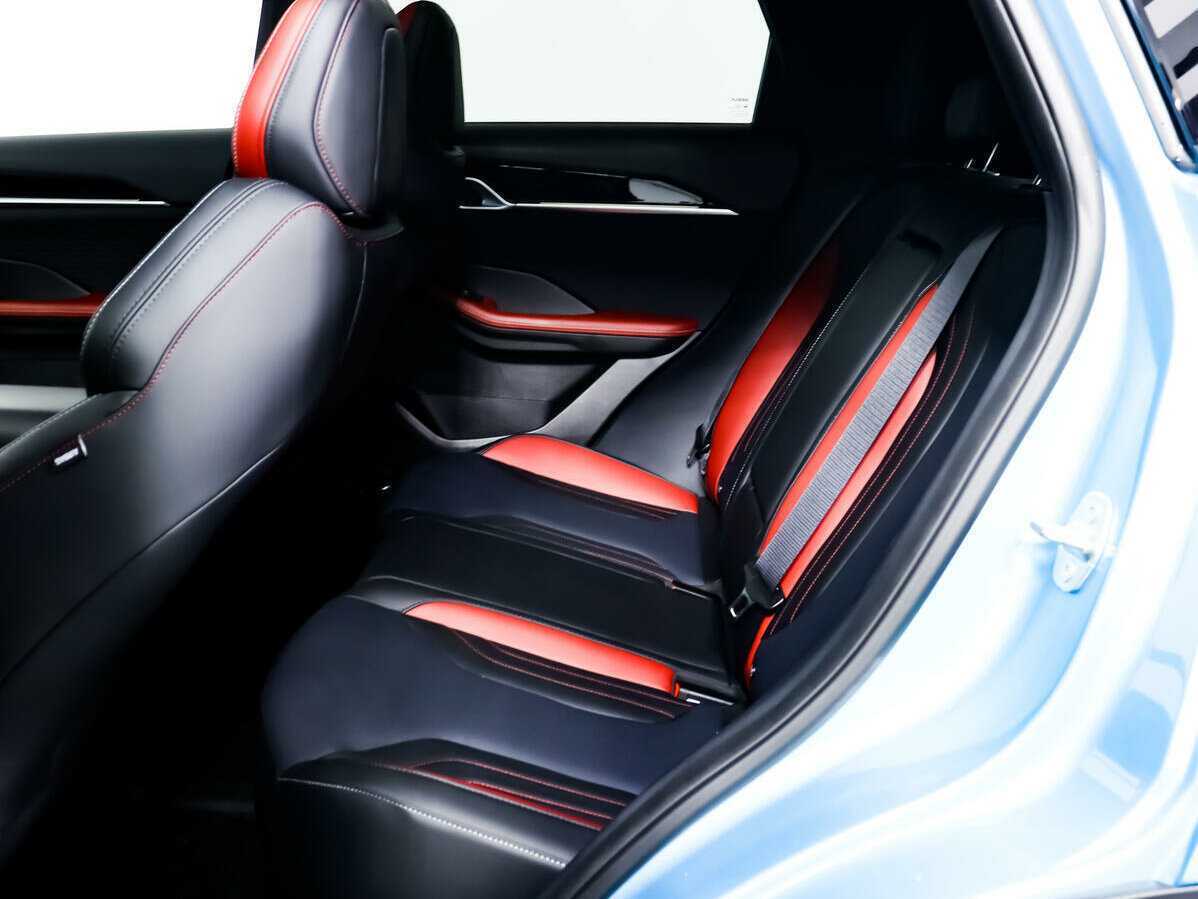 Б/У Джили Кулрэй 2023 года. Фото: #11