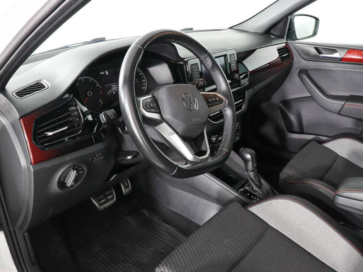 Volkswagen Polo 2021 года с пробегом. Фото: #8