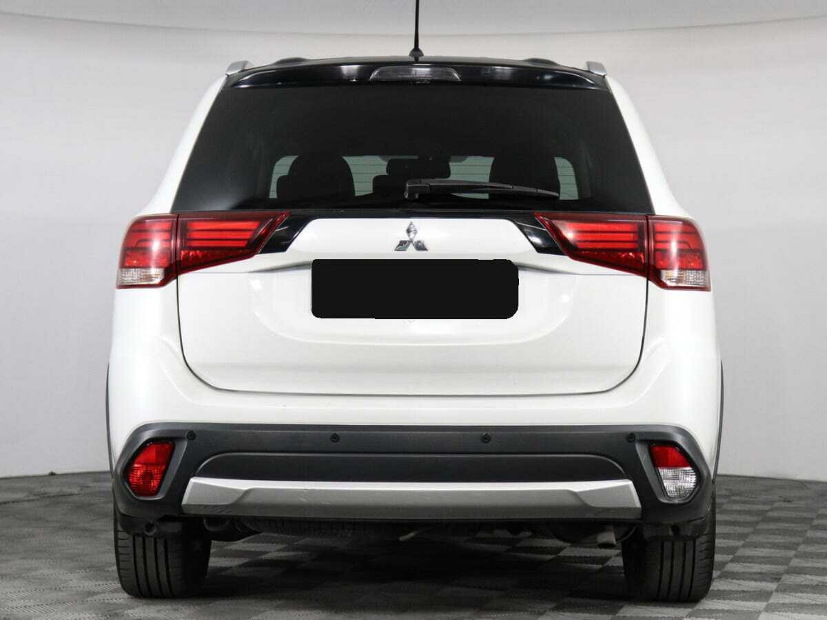 Mitsubishi Outlander 2016 года с пробегом. Фото: #5