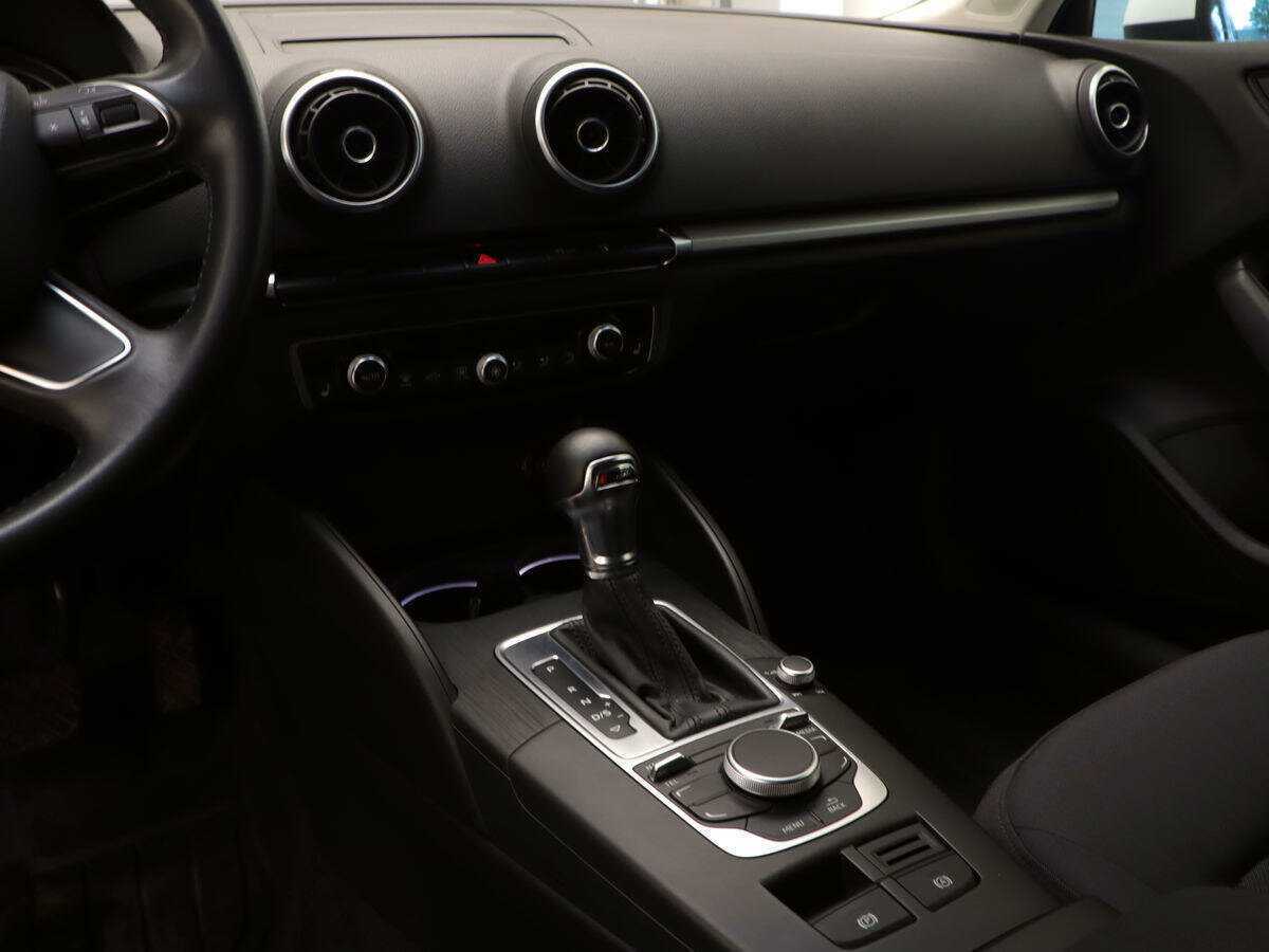 Audi A3 2015 года с пробегом. Фото: #13