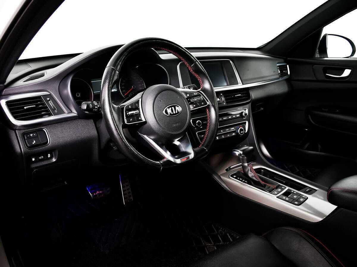 Б/У Киа Оптима 2019 года. Фото: #11