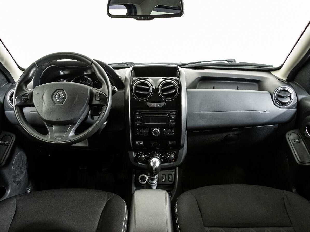 Б/У Рено Дастер 2017 года. Фото: #7