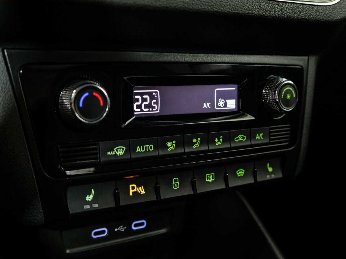 Б/У Шкода Рапид 2020 года. Фото: #17