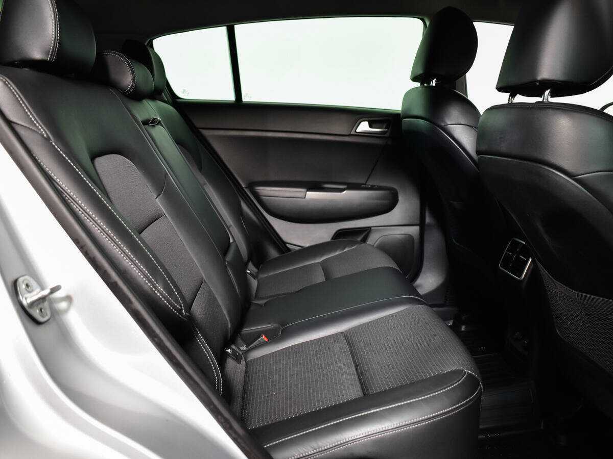 Б/У Киа Спортейдж 2016 года. Фото: #9