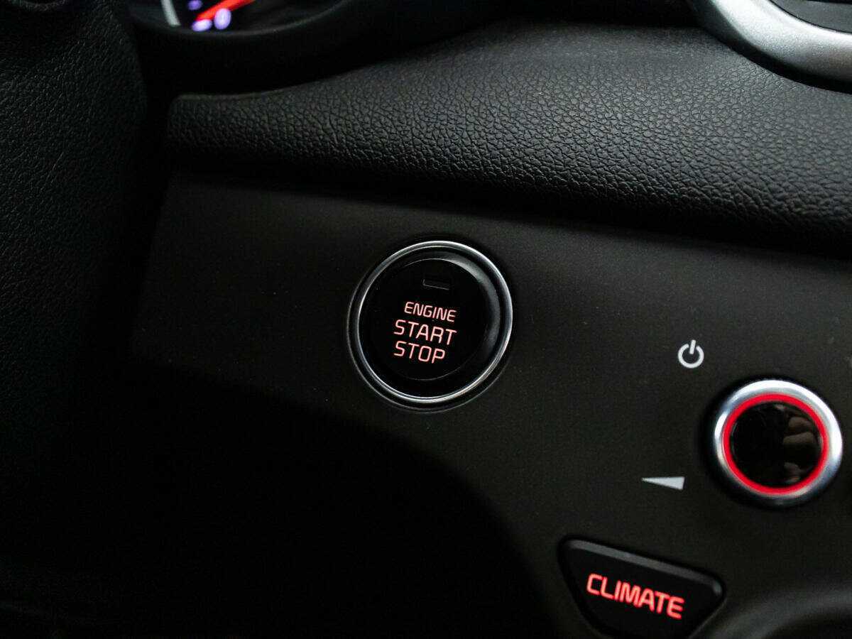 Б/У Киа Спортейдж 2018 года. Фото: #16