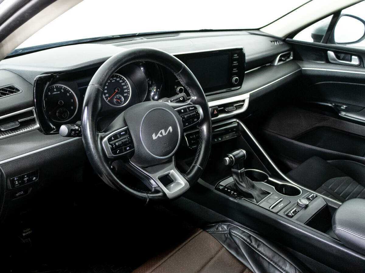 Б/У Киа К5 2021 года. Фото: #10