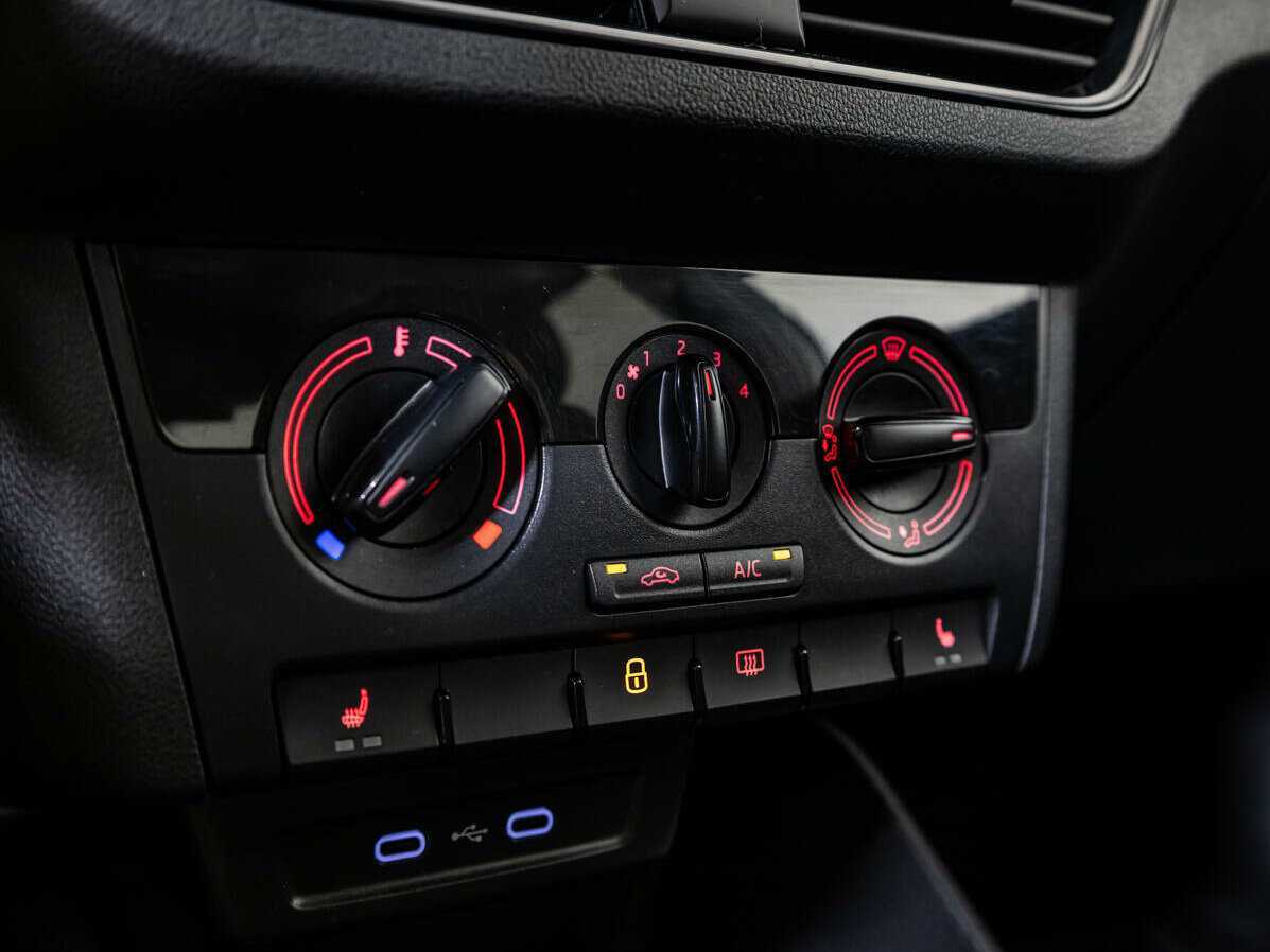 Б/У Фольксваген Поло 2020 года. Фото: #12