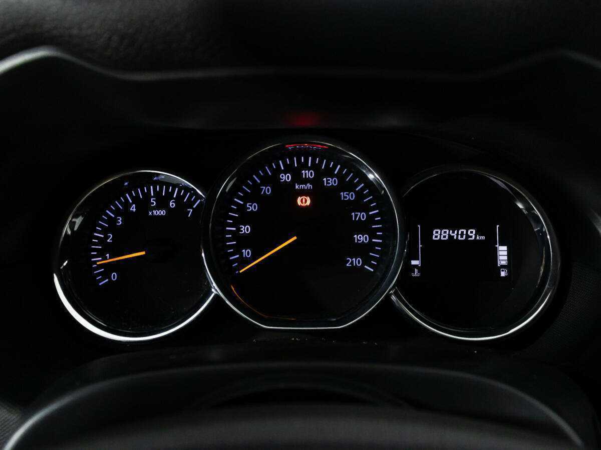 Б/У Рено Дастер 2018 года. Фото: #11